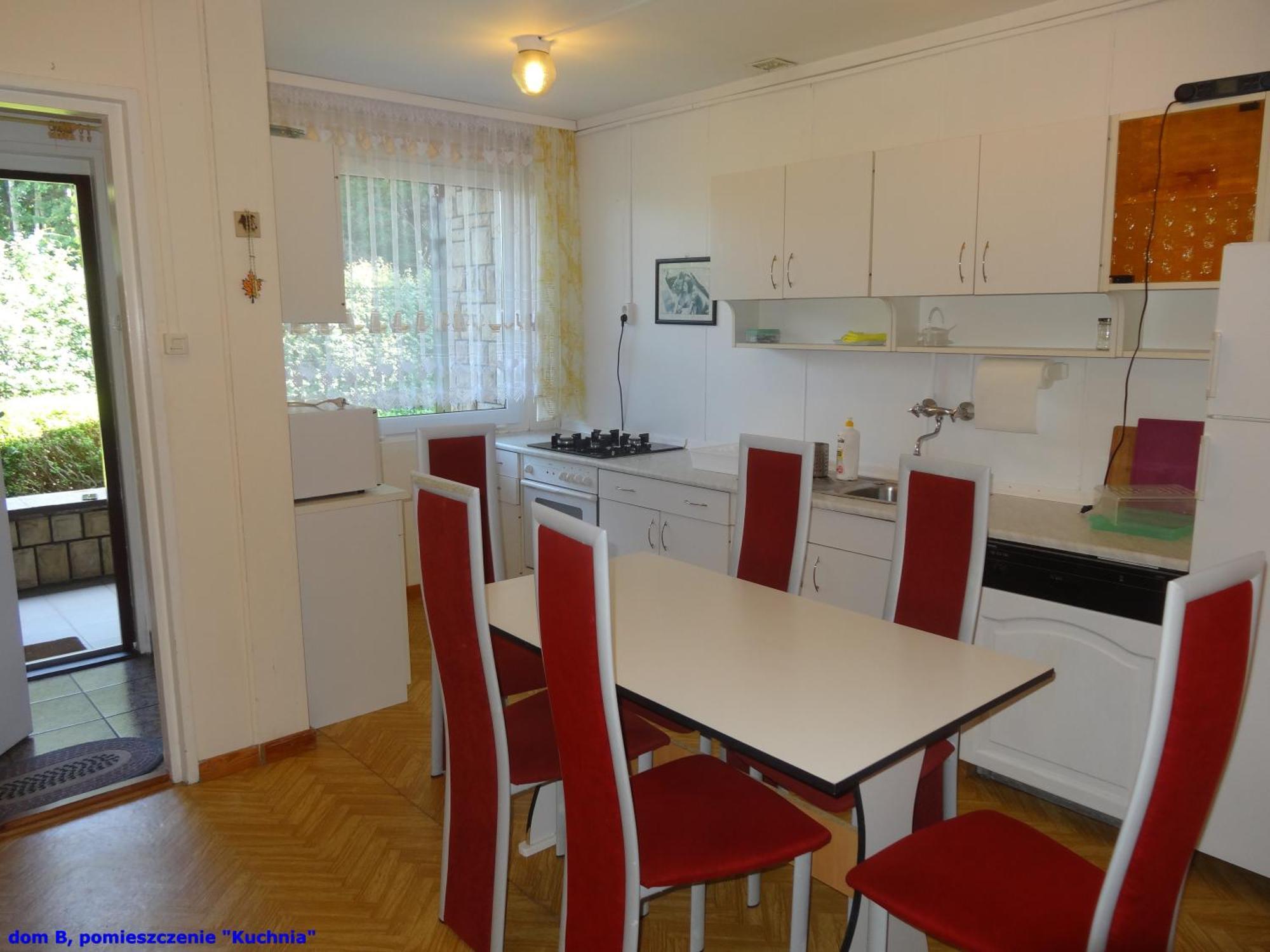 Vila Dom Na Osiedlu Na Stoku 14 W Nadolu Nadole  Exteriér fotografie